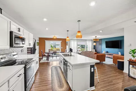Kitchen - 3857 Circollo Dr, Covington, KY 41017 photo 4 of 4