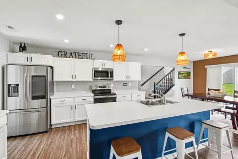 Kitchen - 3857 Circollo Dr, Covington, KY 41017 photo 3 of 4