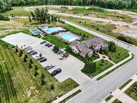 View/Area - 3857 Circollo Dr, Covington, KY 41017 photo 5 of 6