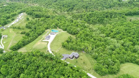 242 Belmont Rd #1, Brooksville, KY 41004