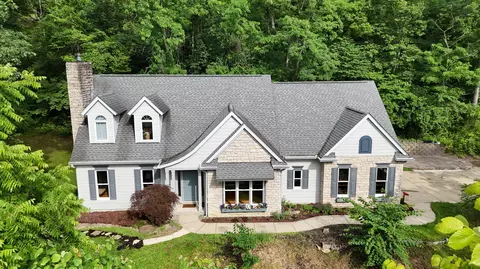 1125 Cabin Crk W, Cold Spring, KY 41076
