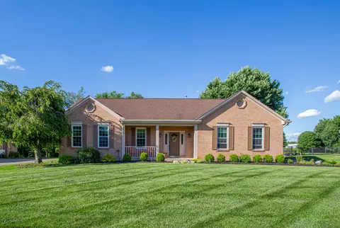 2560 Teaberry Ct, Burlington, KY 41005