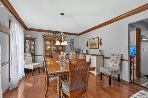 Dining - 769 Glendale Ct, Crescent Springs, KY 41017 photo 1 of 2