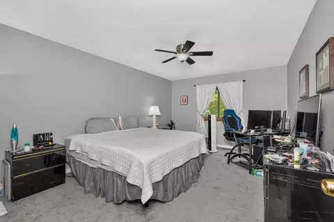 Bedroom - 769 Glendale Ct, Crescent Springs, KY 41017 photo 5 of 7