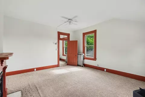 Bedroom - 322 E 17th St, Covington, KY 41014 photo 4 of 6