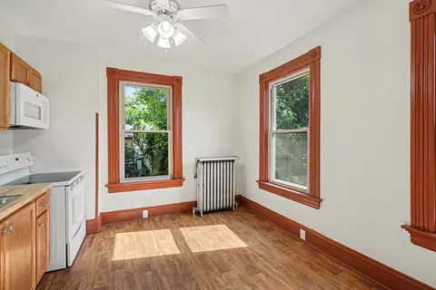 Kitchen - 322 E 17th St, Covington, KY 41014 photo 3 of 3