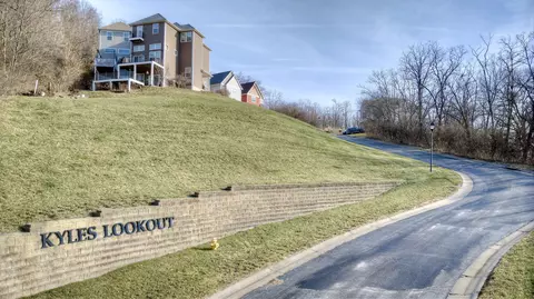 3279 Lookout Vly, Covington, KY 41017 photo 5