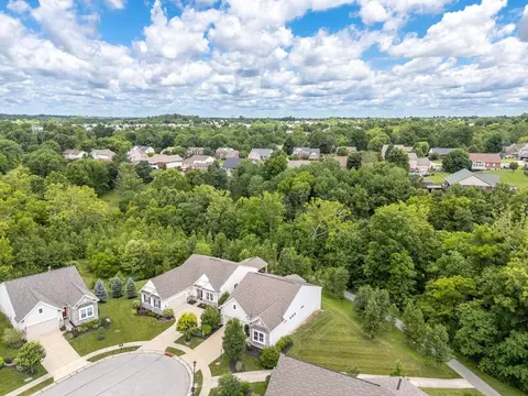 View/Area - 2385 Ormond Dr, Union, KY 41091 photo 3 of 5