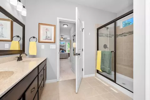 Bath - 2385 Ormond Dr, Union, KY 41091 photo 1 of 3