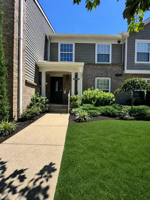 Exterior - 2276 Edenderry Dr #300, Crescent Springs, KY 41017 photo 1 of 2