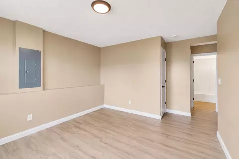Bedroom - 476 Eagle Creek Dr, Dry Ridge, KY 41035 photo 6 of 8