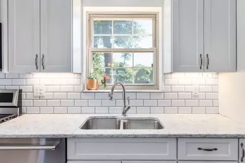 Kitchen - 90 Arcadia Ave, Lakeside Park, KY 41017 photo 4 of 6