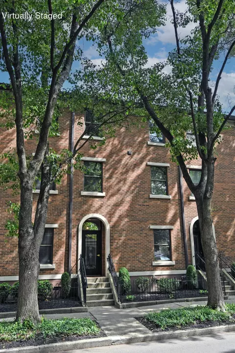 210 E 2nd St #B, Covington, KY 41011
