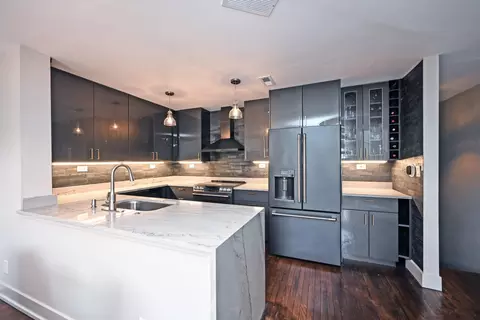 Kitchen - 210 E 2nd St #B, Covington, KY 41011 photo 2 of 6