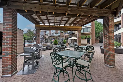 Other - 210 E 2nd St #B, Covington, KY 41011 photo 11 of 12