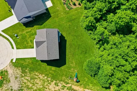 View/Area - 3555 Capel Ct, Latonia, KY 41015 photo 3 of 5
