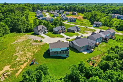 View/Area - 3555 Capel Ct, Latonia, KY 41015 photo 4 of 5