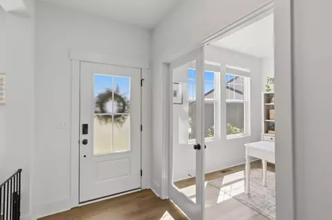 Entry Way - 3555 Capel Ct, Latonia, KY 41015 photo 1 of 4