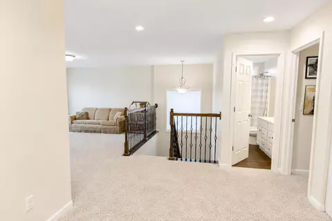 Entry Way - 1833 Patton Dr, Hebron, KY 41048 photo 1 of 7