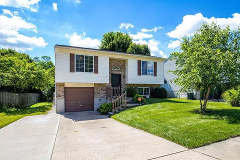 3655 Mitten Dr, Elsmere, KY 41018