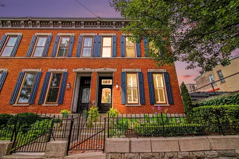 127 W Robbins St, Covington, KY 41011