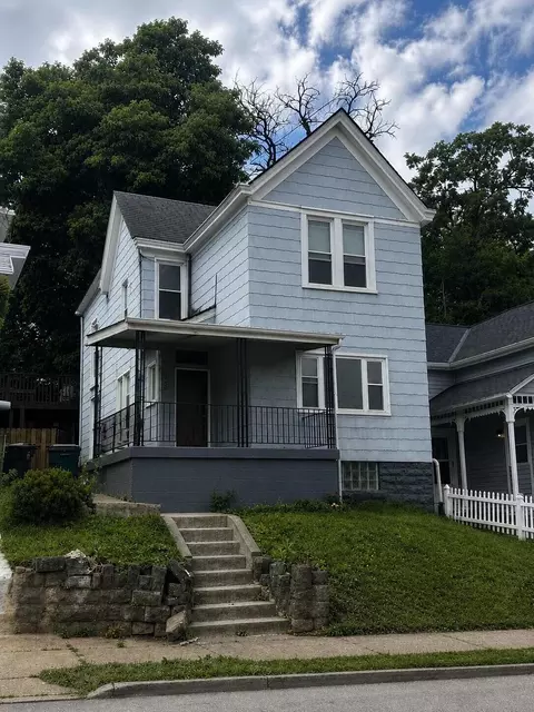 942 Maple Ave, Dayton, KY 41074