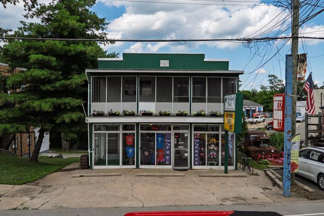 16 N Main St, Dry Ridge, KY 41035