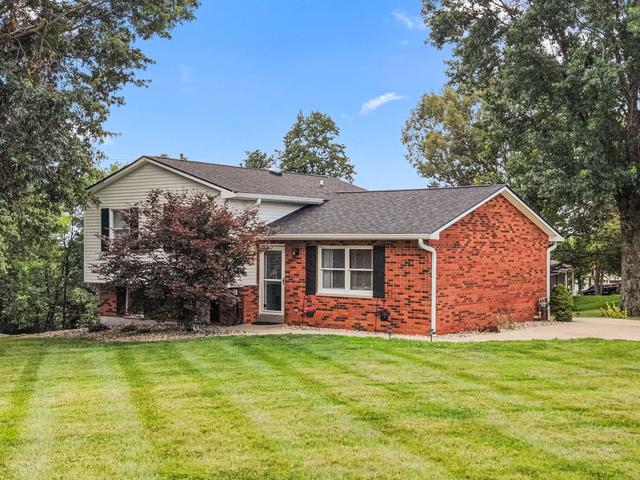 920 Falmouth St, Williamstown, KY 41097