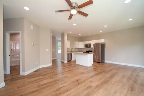 472 Hemlock Rd, Latonia, KY 41015 photo 8