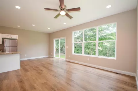 472 Hemlock Rd, Latonia, KY 41015 photo 9