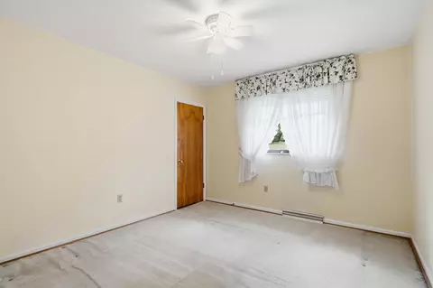 Bedroom - 3036 Vincent Ct, Edgewood, KY 41017 photo 5 of 6