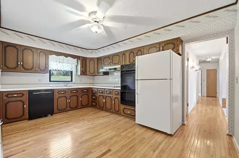 Kitchen - 3036 Vincent Ct, Edgewood, KY 41017 photo 1 of 3