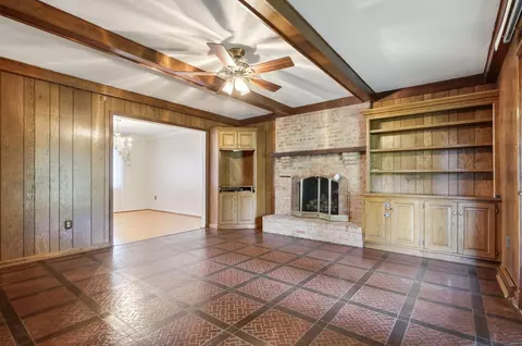 Living - 3036 Vincent Ct, Edgewood, KY 41017 photo 6 of 8