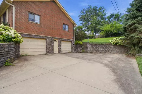 Exterior - 3036 Vincent Ct, Edgewood, KY 41017 photo 8 of 9