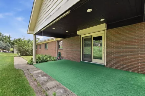 Exterior - 3036 Vincent Ct, Edgewood, KY 41017 photo 2 of 9