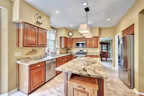 Kitchen - 564 Columbine Ct, Edgewood, KY 41017 photo 1 of 3