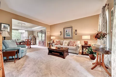 Living - 564 Columbine Ct, Edgewood, KY 41017 photo 1 of 4