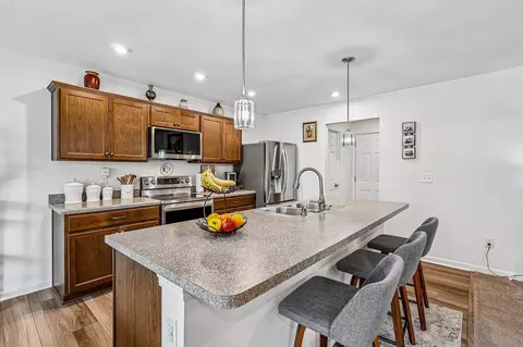 Kitchen - 10494 Fairbourne Dr, Latonia Lakes, KY 41015 photo 3 of 5
