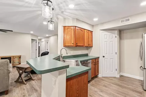 Kitchen - 2250 Devlin Pl #104, Crescent Springs, KY 41017 photo 1 of 3