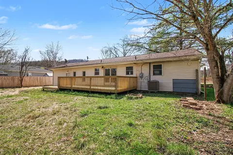 Exterior - 1982 Warren Ave, Fort Mitchell, KY 41017 photo 3 of 4