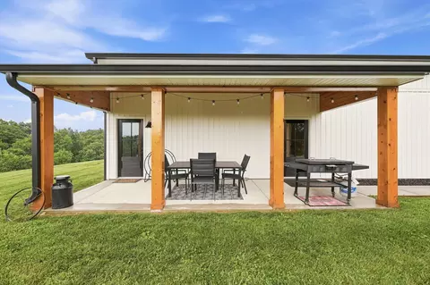 Exterior - 400 Stringtown Rd, Corinth, KY 41010 photo 5 of 14