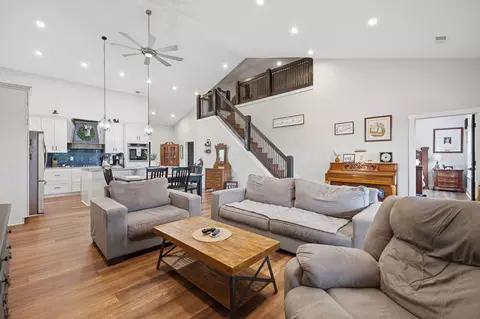 Entry Way - 400 Stringtown Rd, Corinth, KY 41010 photo 2 of 6
