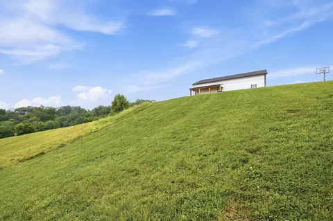 Exterior - 400 Stringtown Rd, Corinth, KY 41010 photo 9 of 14