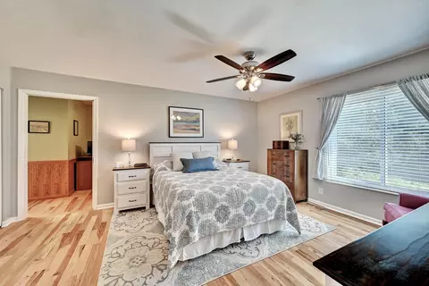 Bedroom - 2064 Periwinkle Ct, Crescent Springs, KY 41017 photo 1 of 5