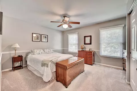 Bedroom - 2064 Periwinkle Ct, Crescent Springs, KY 41017 photo 3 of 5