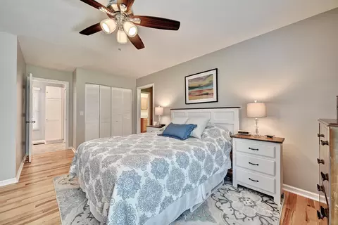 Bedroom - 2064 Periwinkle Ct, Crescent Springs, KY 41017 photo 2 of 5