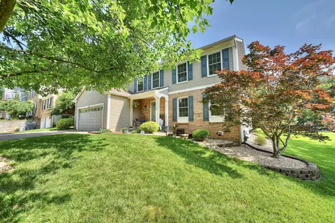 Exterior - 2064 Periwinkle Ct, Crescent Springs, KY 41017 photo 4 of 8