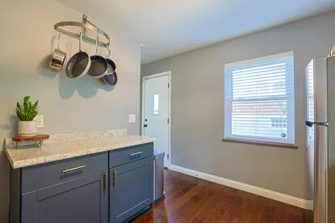 Kitchen - 30 E Lakeside Ave, Lakeside Park, KY 41017 photo 3 of 3