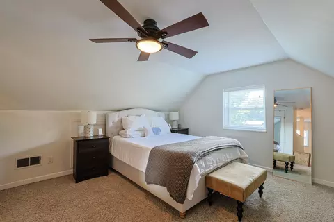 Bedroom - 30 E Lakeside Ave, Lakeside Park, KY 41017 photo 6 of 6