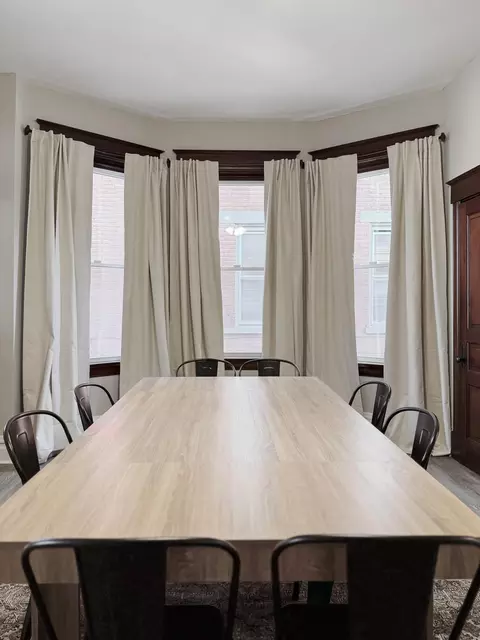 Dining - 454 Elm St, Ludlow, KY 41016 photo 2 of 3